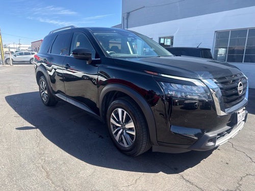 2025 Nissan Pathfinder SL