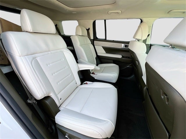 2025 Hyundai SANTA FE HYBRID Calligraphy