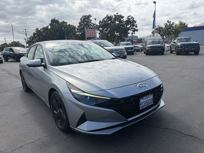 2021 Hyundai ELANTRA SEL