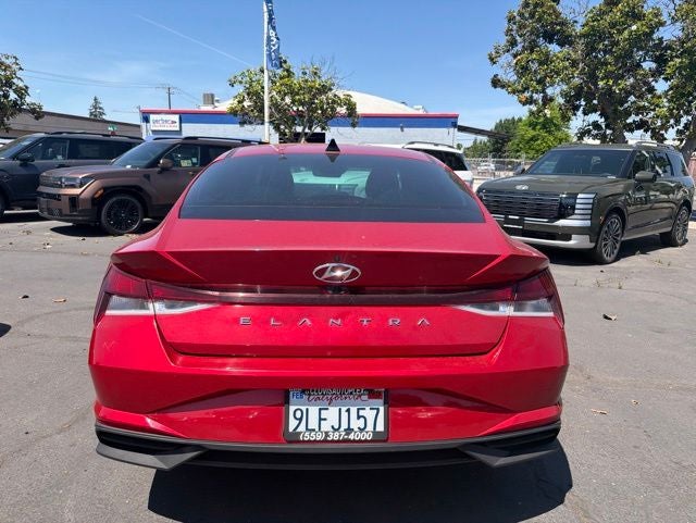 2021 Hyundai ELANTRA SEL