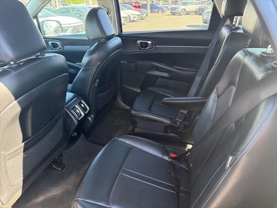2025 Kia Sorento EX