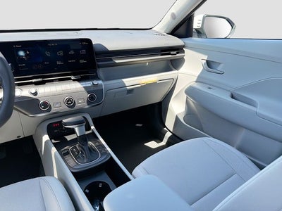 2026 Hyundai KONA SE