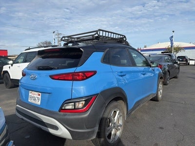 2022 Hyundai KONA SEL