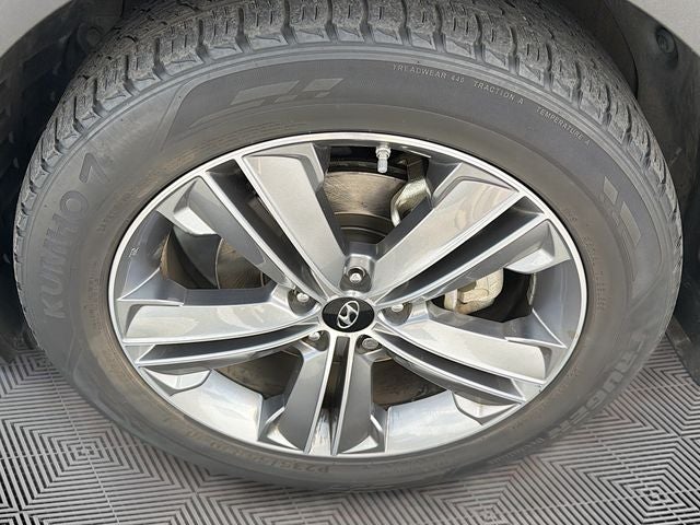 2016 Hyundai SANTA FE SE