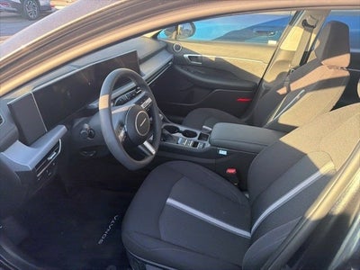 2025 Hyundai SONATA SE