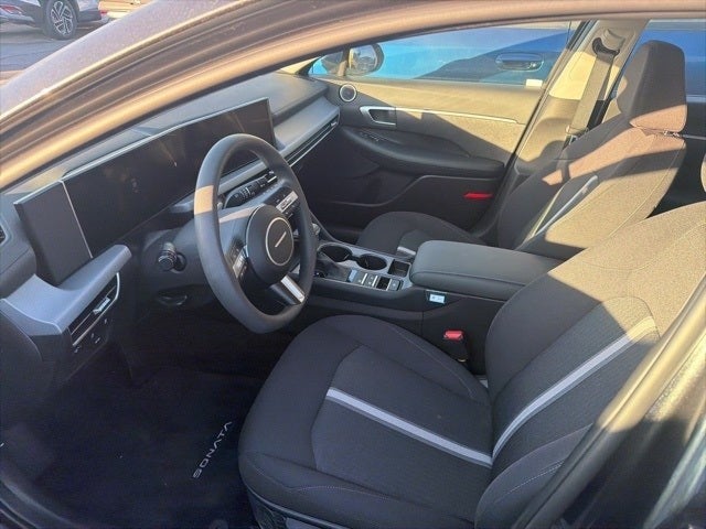 2025 Hyundai SONATA SE