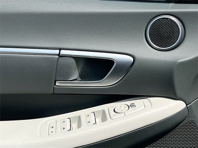 2025 Hyundai SONATA HYBRID SEL