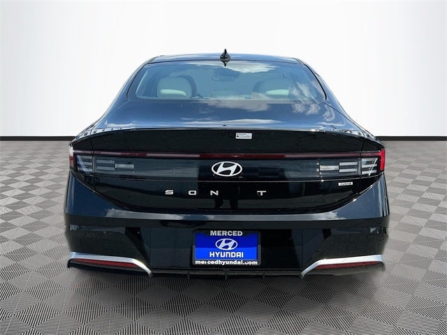 2025 Hyundai SONATA HYBRID SEL