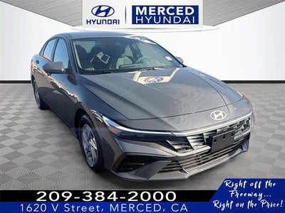 2026 Hyundai ELANTRA SE