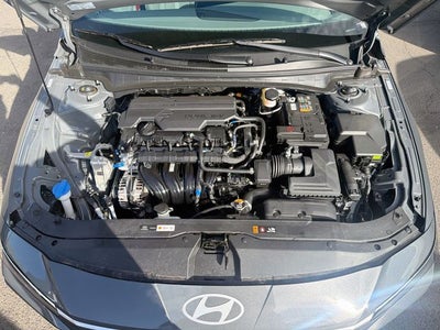 2026 Hyundai ELANTRA SE