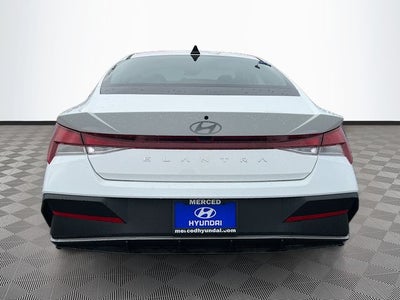 2026 Hyundai ELANTRA SE