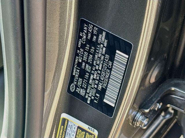 2026 Hyundai ELANTRA SE