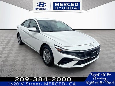 2026 Hyundai ELANTRA SE