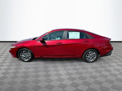 2024 Hyundai ELANTRA SEL