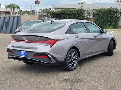 2025 Hyundai ELANTRA HYBRID SEL Sport