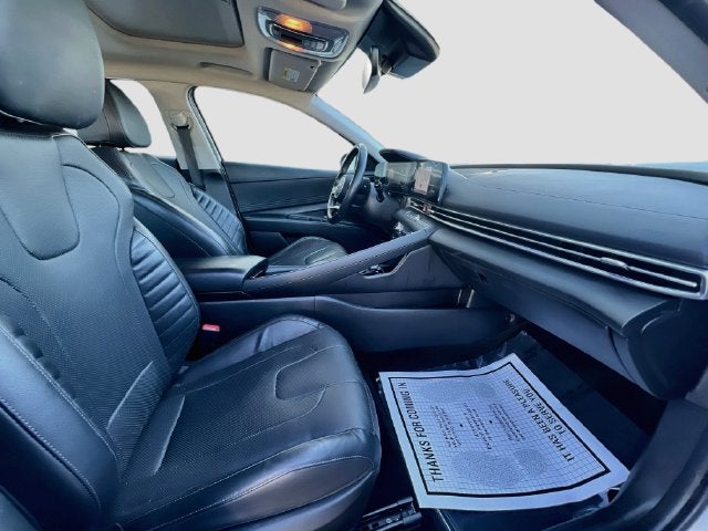 2022 Hyundai ELANTRA HYBRID Limited
