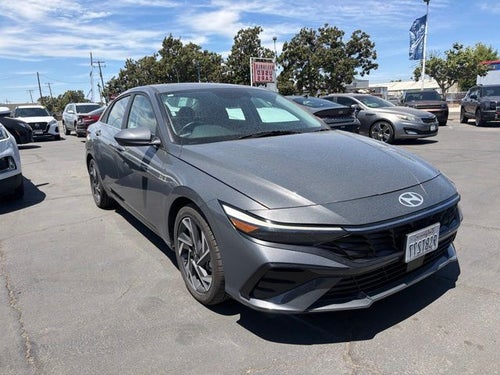 2025 Hyundai ELANTRA SEL Convenience