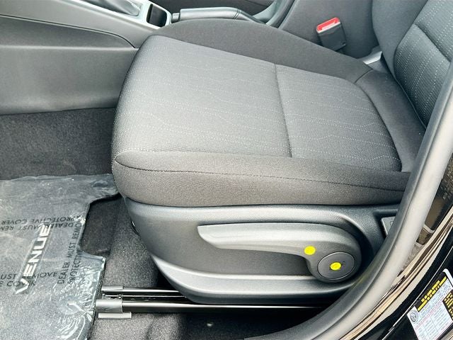 2025 Hyundai VENUE SE