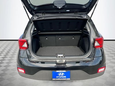 2025 Hyundai VENUE SE