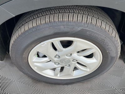 2025 Hyundai VENUE SE