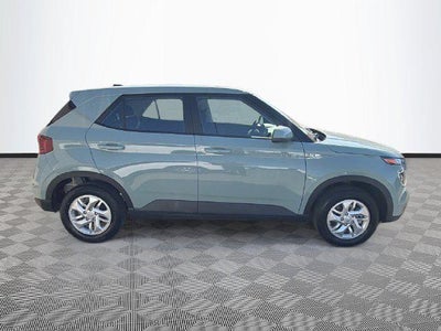 2026 Hyundai VENUE SE