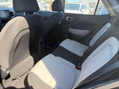 2021 Hyundai VENUE SEL