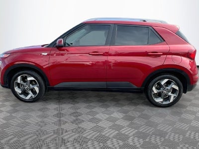 2024 Hyundai VENUE SEL