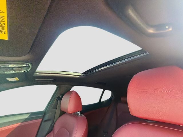 2023 Kia Stinger GT-Line
