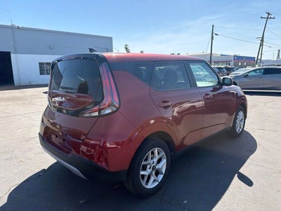 2024 Kia Soul LX