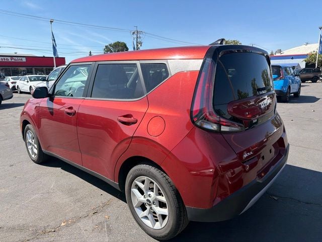 2024 Kia Soul LX